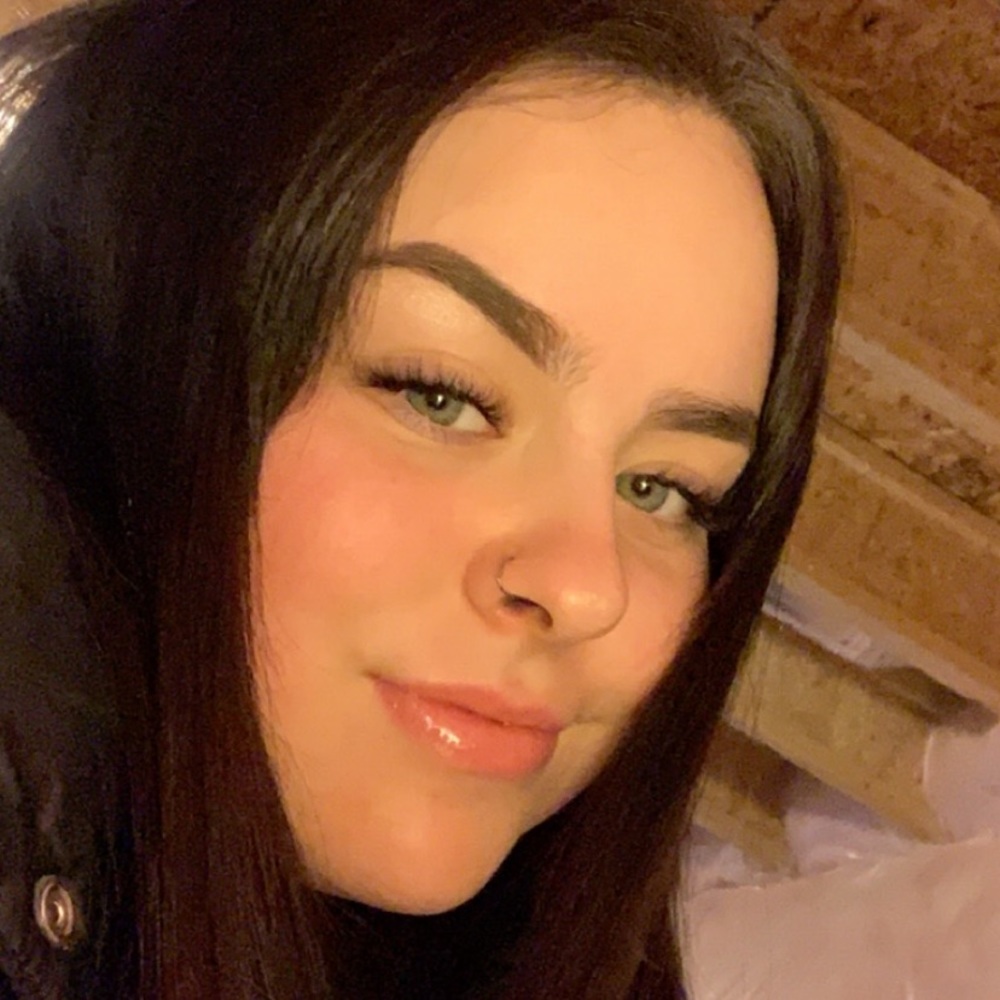 Meet your Posher, Alana